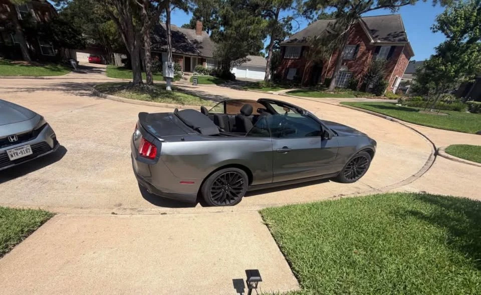 2012 Ford S197 Mustang - Image 2 of 5