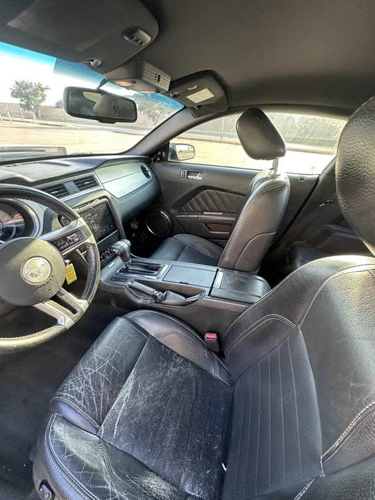 2012 Ford S197 Mustang - Image 7 of 8