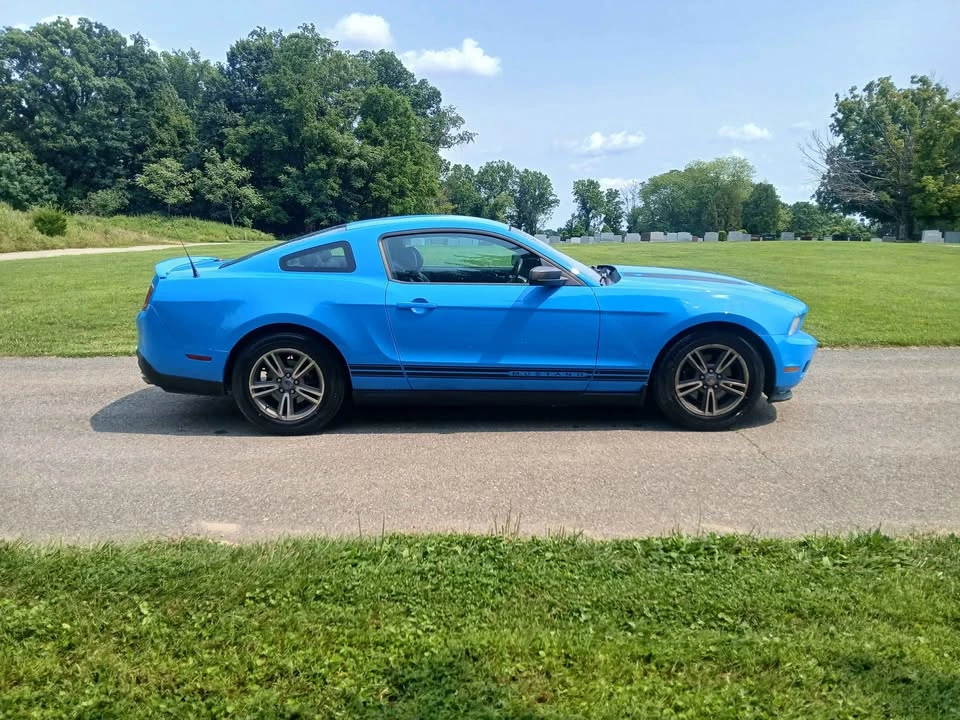 2012 Ford S197 Mustang - Image 5 of 8