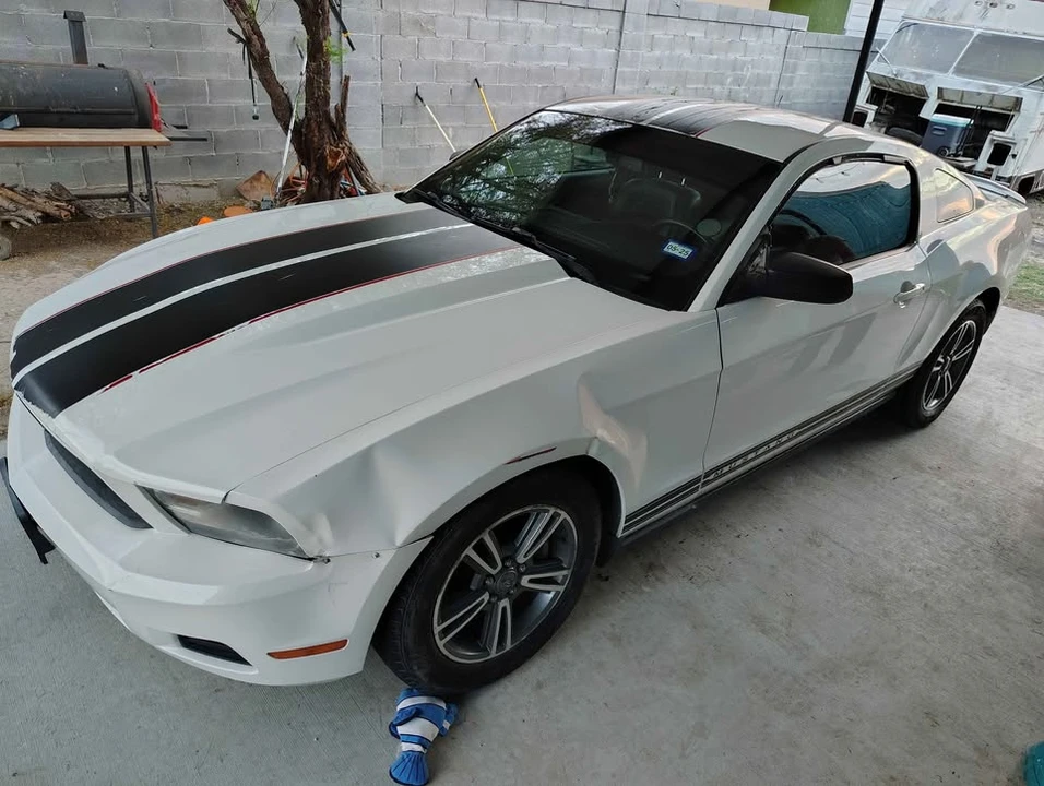 2012 Ford S197 Mustang - Image 3 of 10