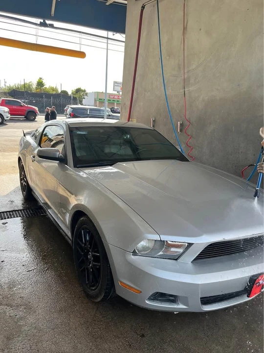 2012 Ford S197 Mustang - Image 2 of 5