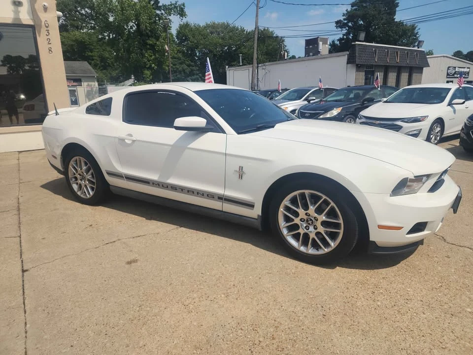 2012 Ford S197 Mustang - Image 6 of 11