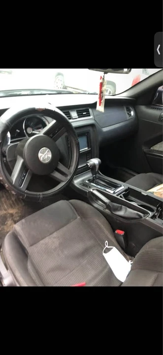 2012 Ford S197 Mustang - Image 2 of 6