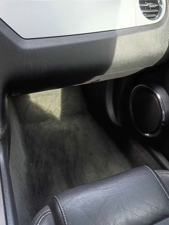 2012 Ford S197 Mustang - Image 10 of 14