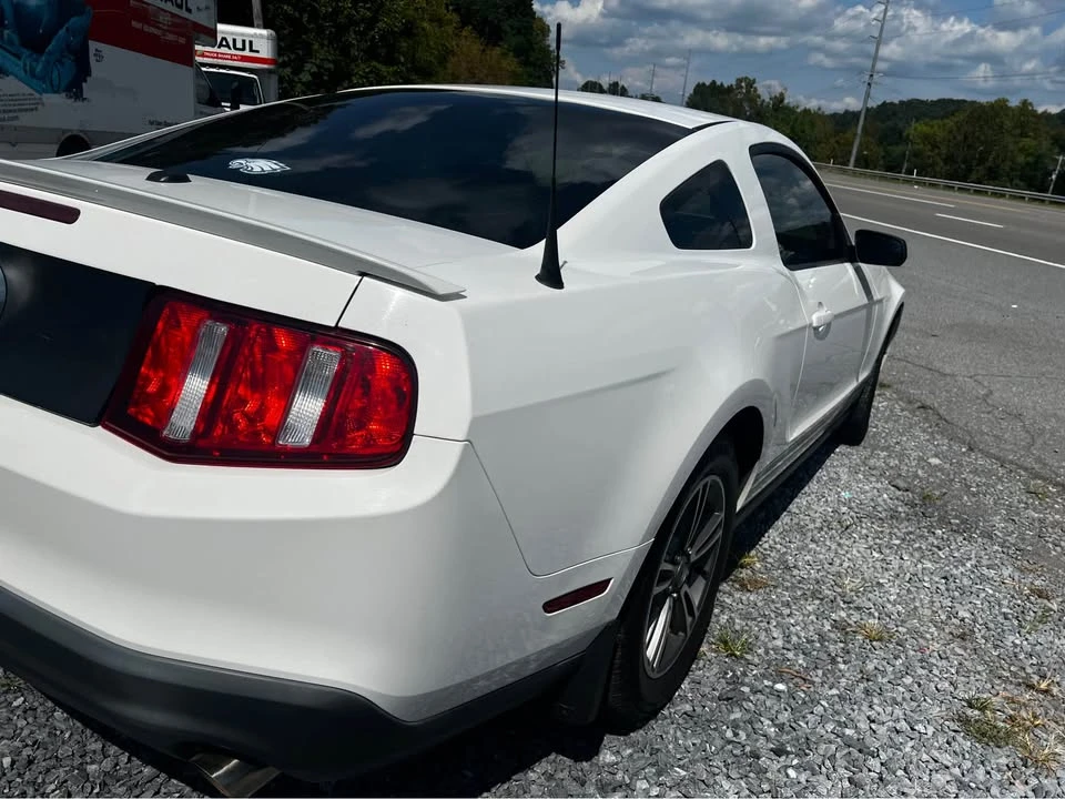 2012 Ford S197 Mustang - Image 5 of 9