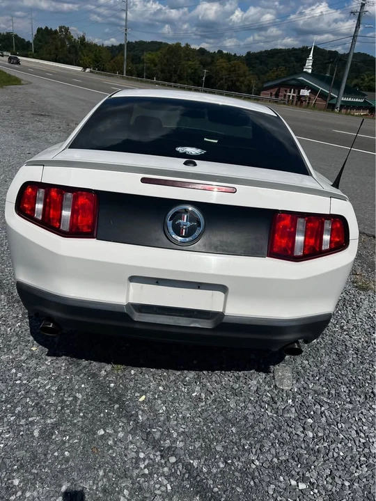 2012 Ford S197 Mustang - Image 6 of 9