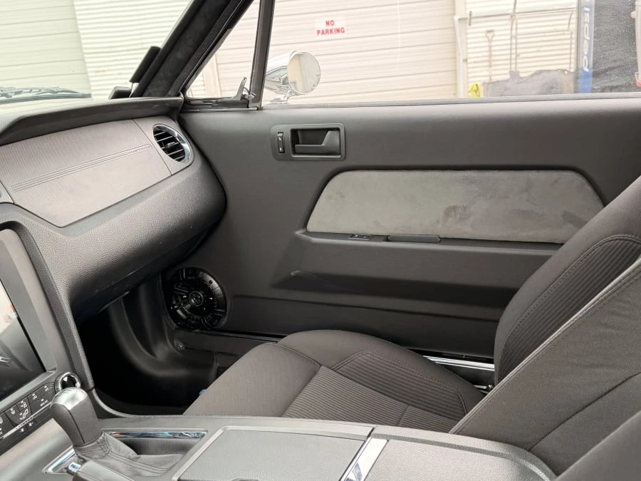 2012 Ford S197 Mustang - Image 15 of 17