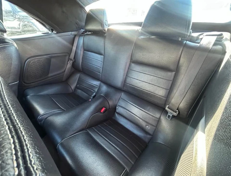 2012 Ford S197 Mustang - Image 3 of 4