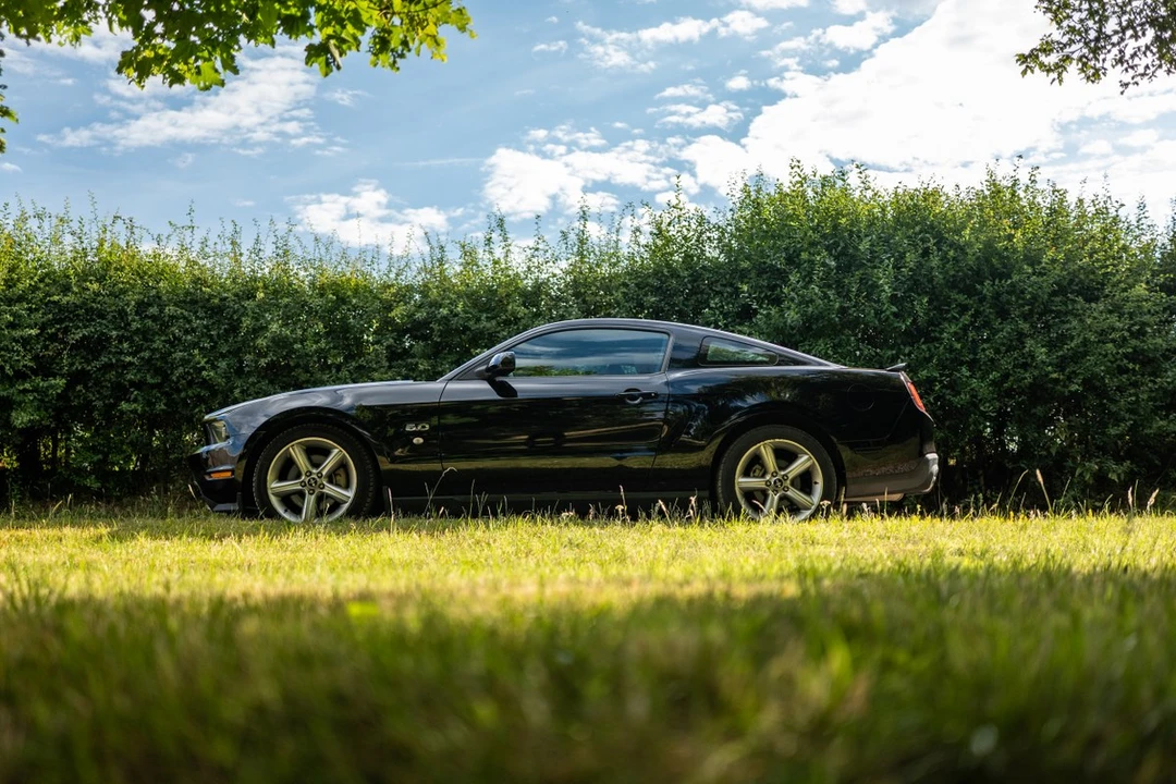 2012 Ford S197 Mustang - Image 11 of 30