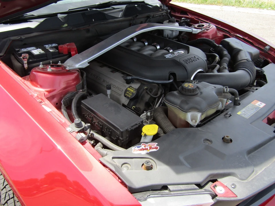 2012 Ford S197 Mustang GT - Image 15 of 31