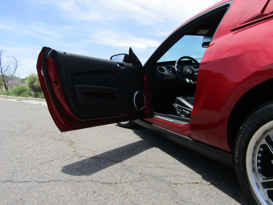 2012 Ford S197 Mustang GT - Image 27 of 31
