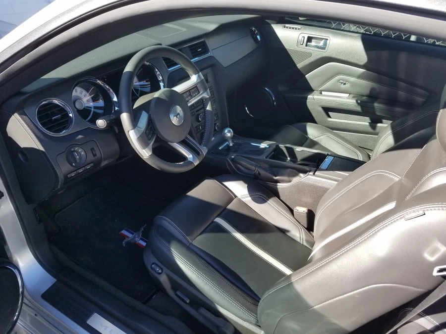 2012 Ford S197 Mustang - Image 4 of 11