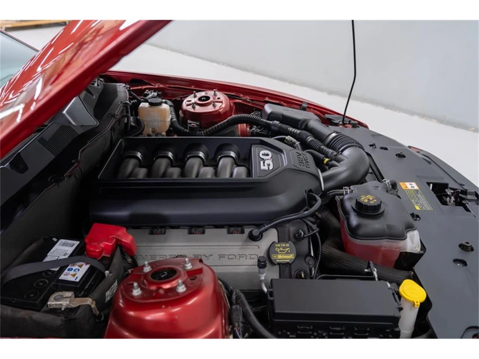 2012 Ford S197 Mustang GT - Image 25 of 31