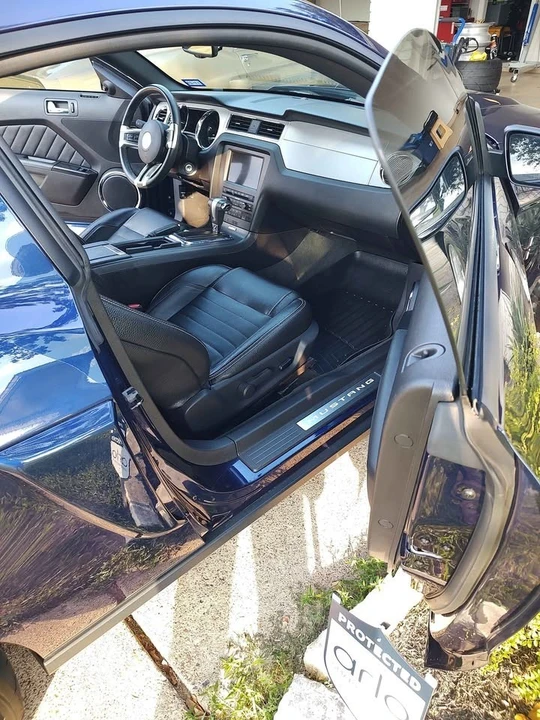 2012 Ford S197 Mustang - Image 7 of 18