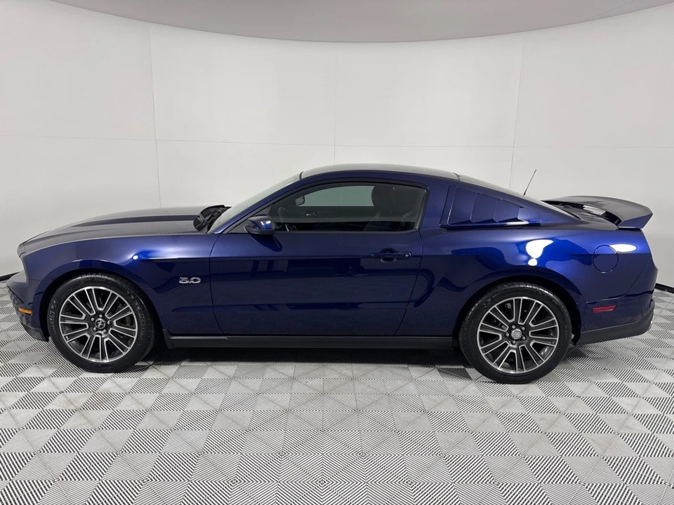 2012 Ford S197 Mustang - Image 9 of 12