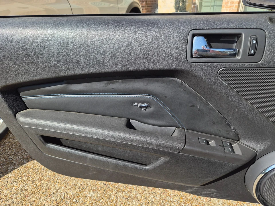 2012 Ford S197 Mustang - Image 14 of 16