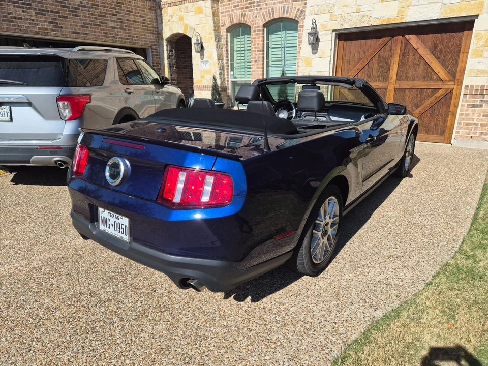 2012 Ford S197 Mustang - Image 5 of 16