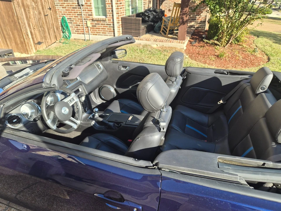 2012 Ford S197 Mustang - Image 8 of 16