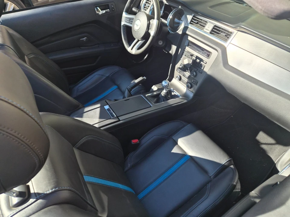 2012 Ford S197 Mustang - Image 11 of 16