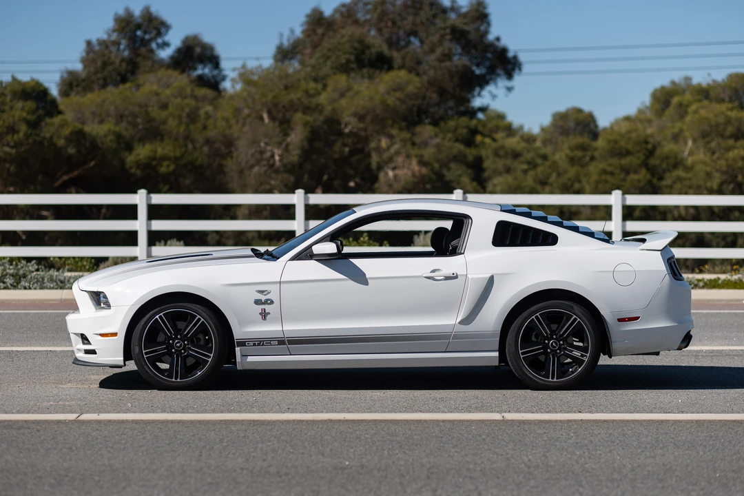 2012 Ford S197 Mustang GT - Image 4 of 31