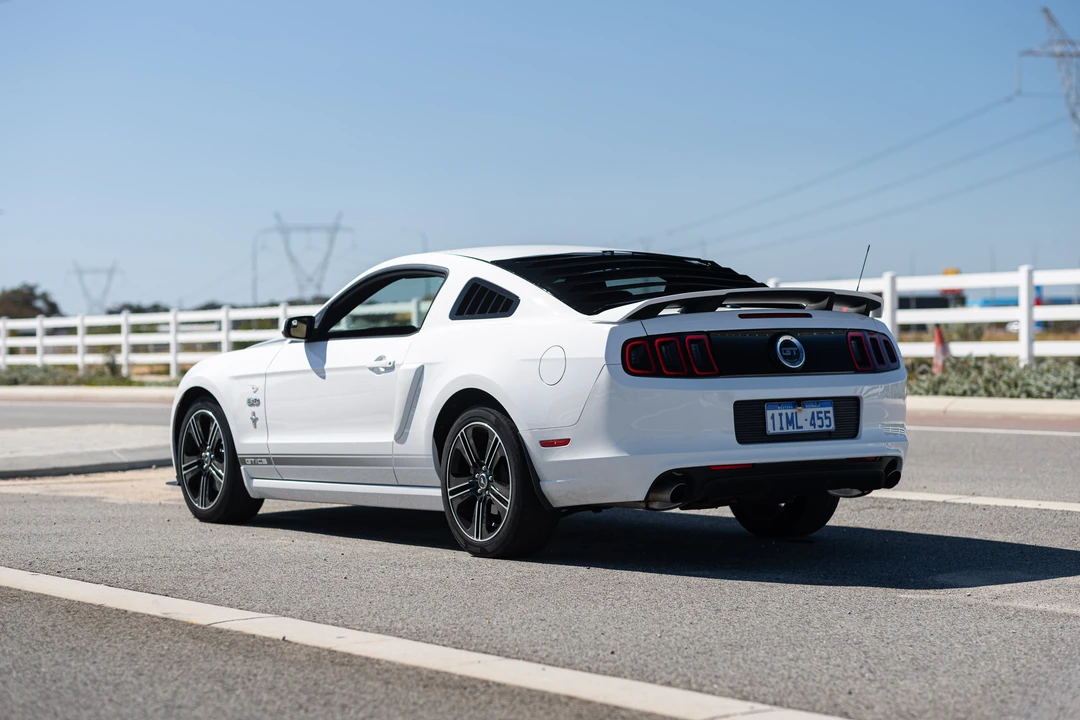 2012 Ford S197 Mustang GT - Image 5 of 31