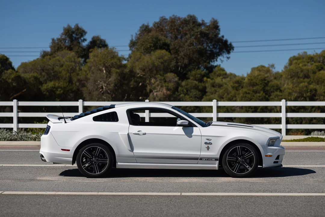 2012 Ford S197 Mustang GT - Image 8 of 31
