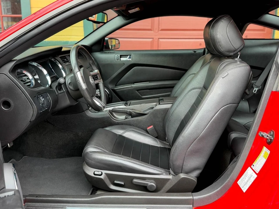 2012 Ford S197 Mustang - Image 16 of 21