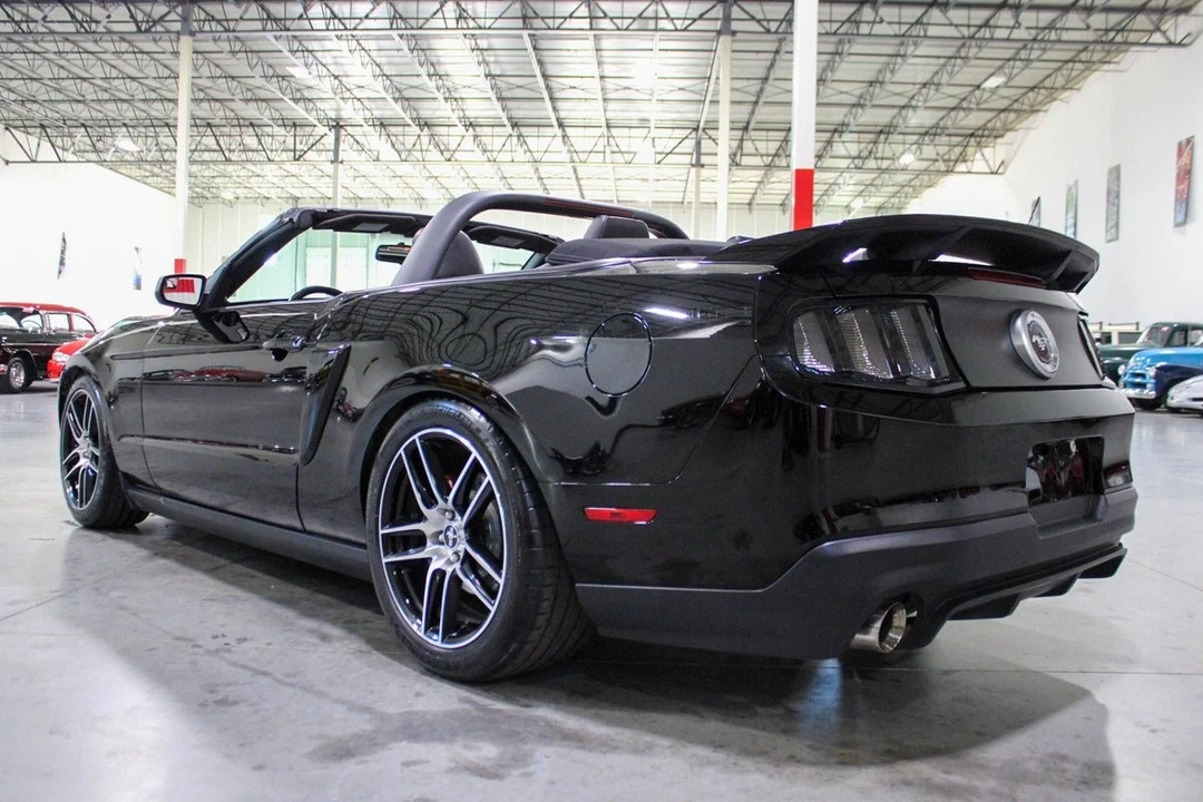 2012 Ford S197 Mustang - Image 4 of 12