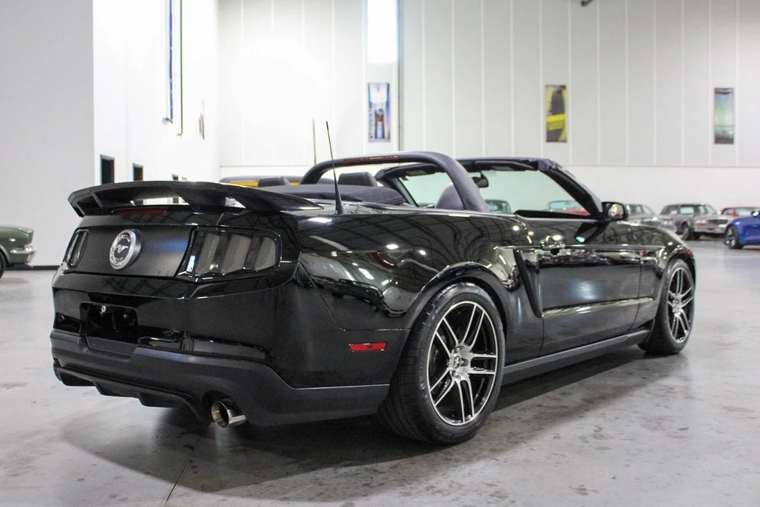 2012 Ford S197 Mustang - Image 7 of 12
