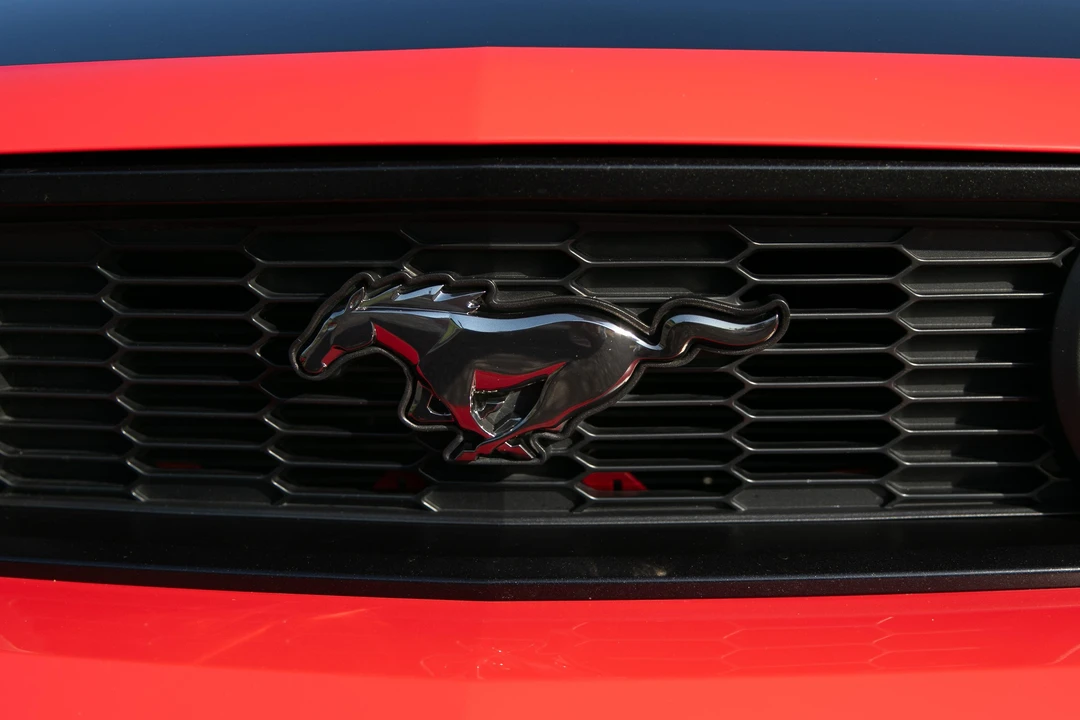 2012 Ford S197 Mustang - Image 24 of 31
