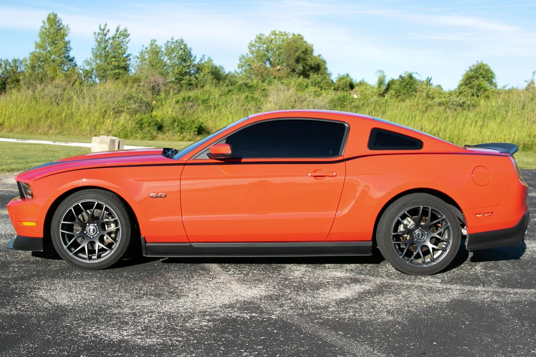 2012 Ford S197 Mustang - Image 3 of 31