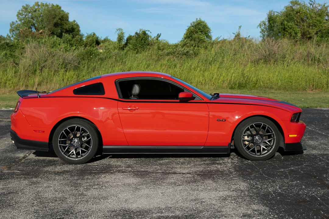 2012 Ford S197 Mustang - Image 16 of 31
