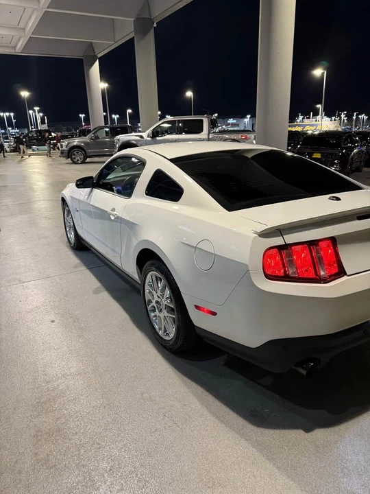 2012 Ford S197 Mustang - Image 5 of 12