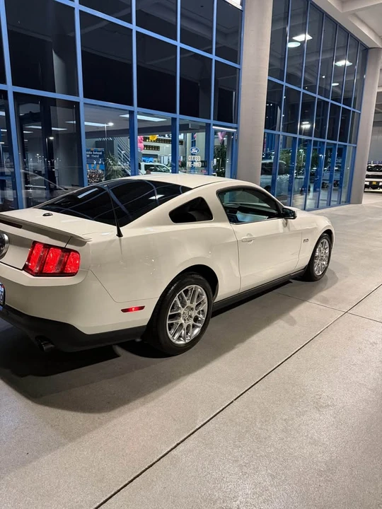 2012 Ford S197 Mustang - Image 4 of 12