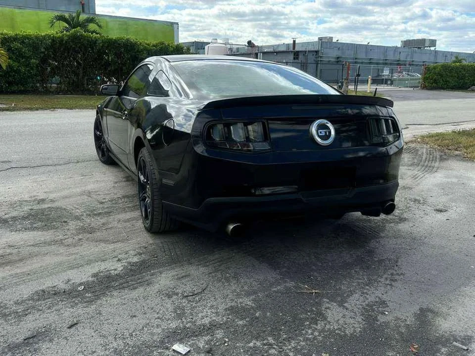 2012 Ford S197 Mustang - Image 2 of 4