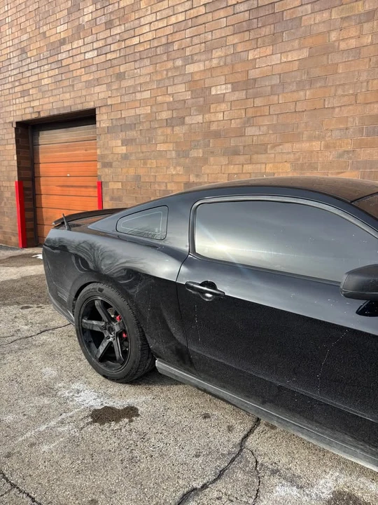 2012 Ford S197 Mustang - Image 5 of 8