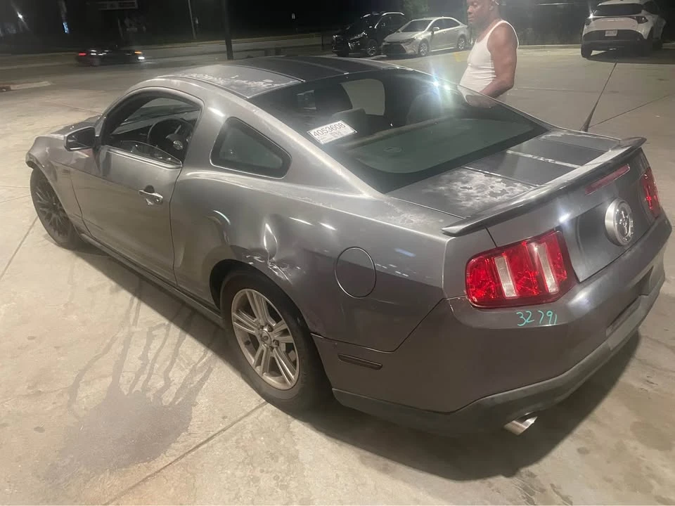 2012 Ford S197 Mustang GT - Image 4 of 6