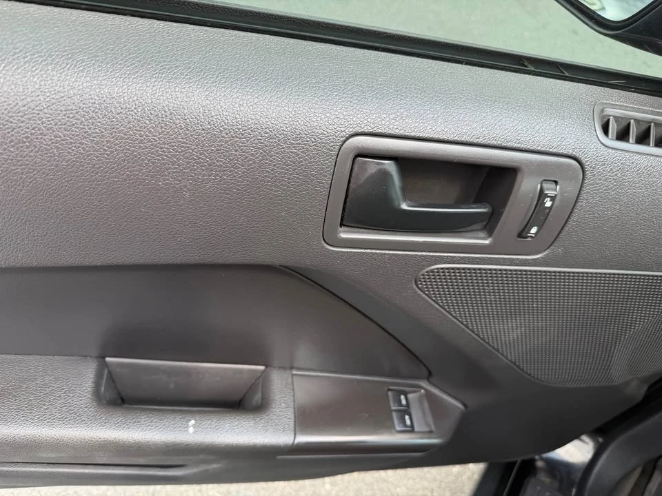 2012 Ford S197 Mustang GT - Image 8 of 14