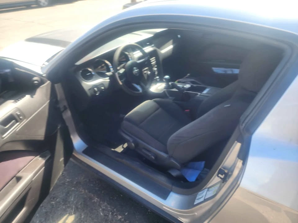 2012 Ford S197 Mustang GT - Image 7 of 10
