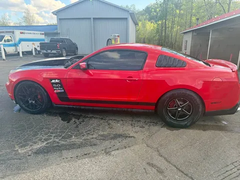 2012 Ford Mustang GT Coupe 2D