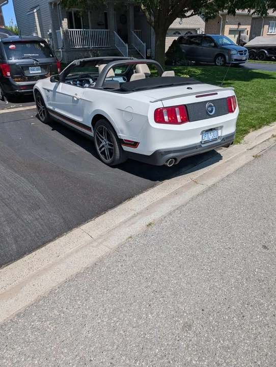 2012 Ford S197 Mustang GT - Image 5 of 6