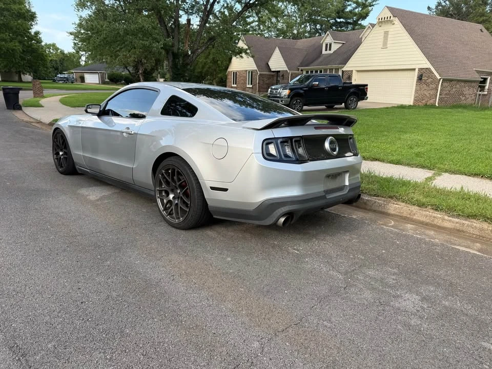 2012 Ford S197 Mustang GT - Image 2 of 9