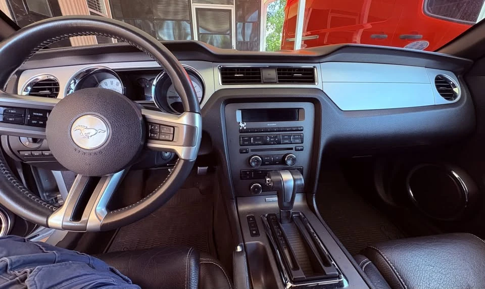 2012 Ford S197 Mustang GT - Image 11 of 14