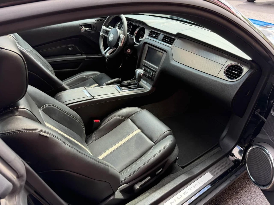 2012 Ford S197 Mustang - Image 19 of 31