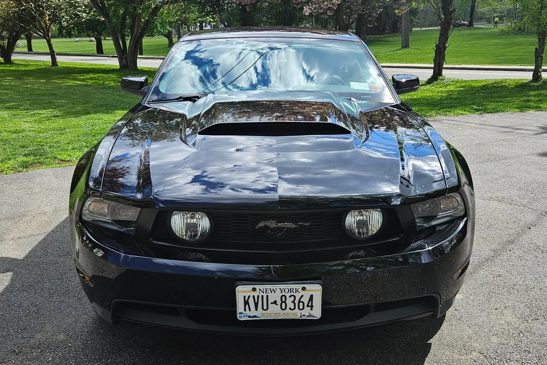 2012 Ford S197 Mustang - Image 2 of 31