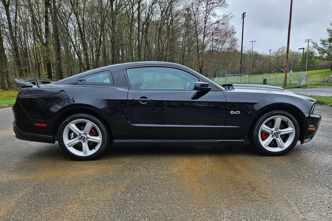 2012 Ford S197 Mustang - Image 3 of 31