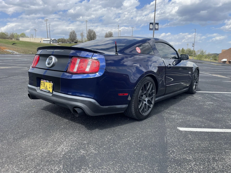 2012 Ford S197 Mustang - Image 15 of 25