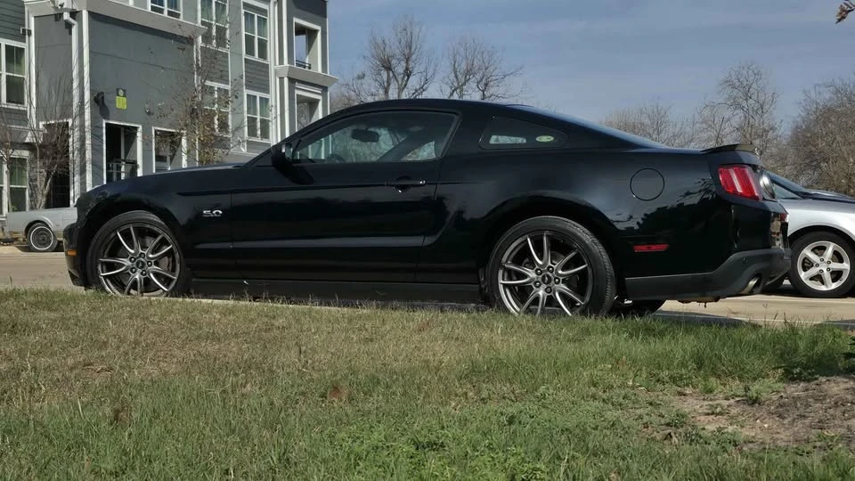 2012 Ford S197 Mustang - Image 5 of 10
