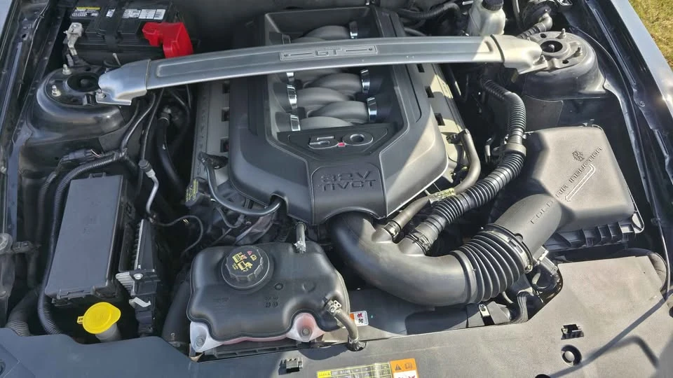 2012 Ford S197 Mustang - Image 7 of 10