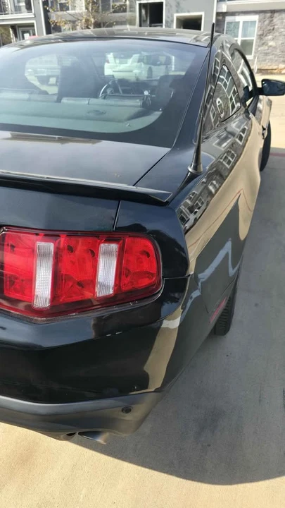2012 Ford S197 Mustang - Image 6 of 10